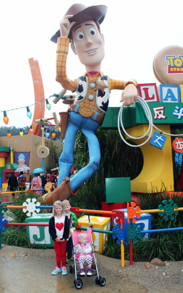 Woody, Toy Story, Hong Kong Disneyland, China, Disney, Family travel, traveling with kids, Disney themeparks