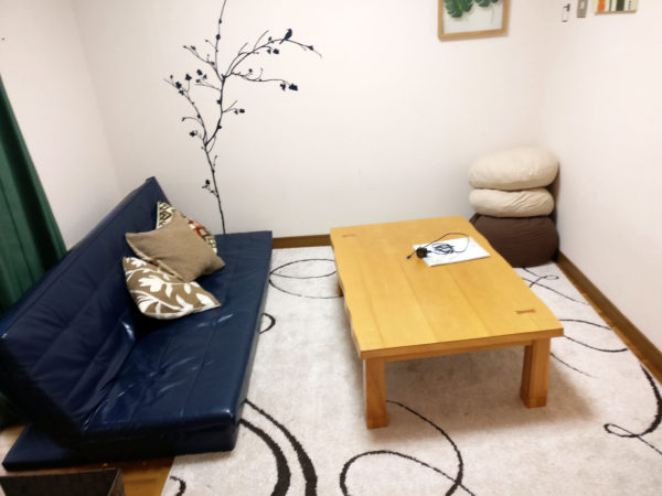 front room airbnb in japan