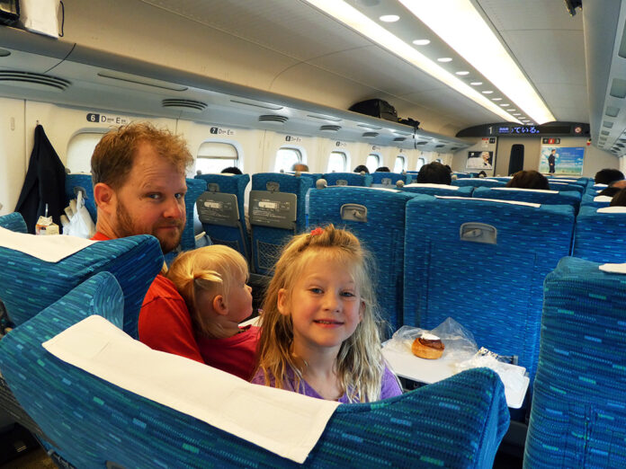 Bullet Train, JR, JR Rail Pass, Metro, Subway, Japan, Diapers on a plane, DiapersONAPLANE, traveling with kids, family travel, rush hour japan, Riding the Shinkansen, Nozomi,