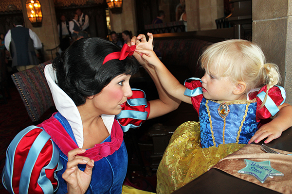 Cinderella's Royal Table, Disney Dining Plan, Disney Castle, Walt Disney World, Snow White, Cinderella, Aurora, Ariel, diapersonaplane, Diapers On A Plane, Traveling with kids, family travel
