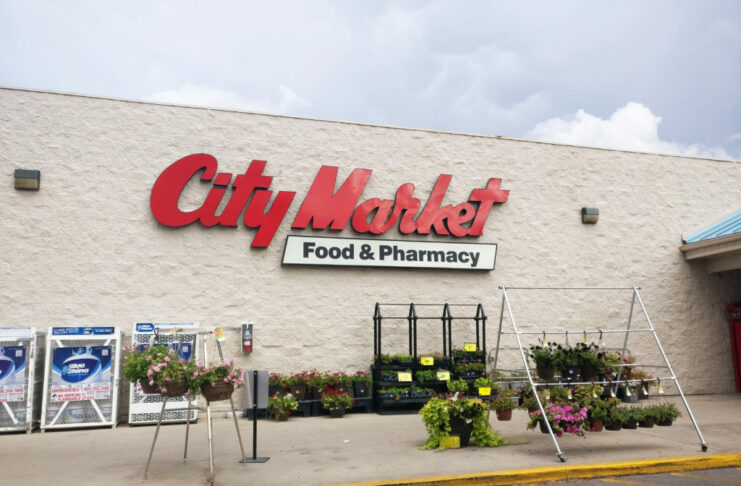 City Market, Best grocery store in Moab, groceries, arches national park, diapersonaplane, diapers on a plane, traveling with kids, creating family memories, family travel