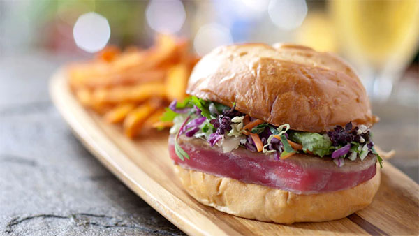 Disney Dining Plan, the last guide you'll need for the disney dining plan, restaurants, orlando, florida, wdw, dining out, eating at walt disney world, diapersonaplane, Diapers On A Plane, traveling with kids, family travel, creating family memories
