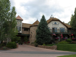 Blue Boar Inn, Midway, Utah, Romance, Overnight, Literary Figures, diapersonaplane, Diapers On A Plane, creating family memories, family travel, traveling with kids