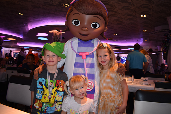Disney Cruise Dining, Animator's Palette, Disney Food, Cruise Food, Cruise, Cruise Dining, Cruising with Disney, diapersonaplane, diapers on a plane, creating family memories, family travel,
