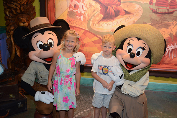 Picture with Mickey and Minnie, the Best Attractions at Animal Kingdom
