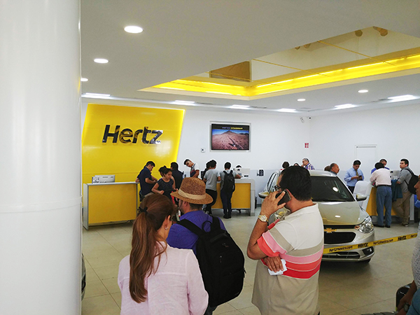 rent a car cancun airport hertz