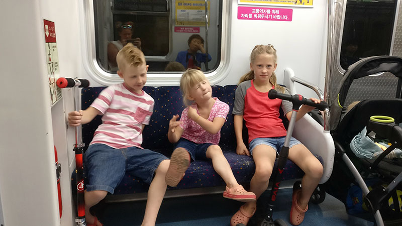 subway in seoul